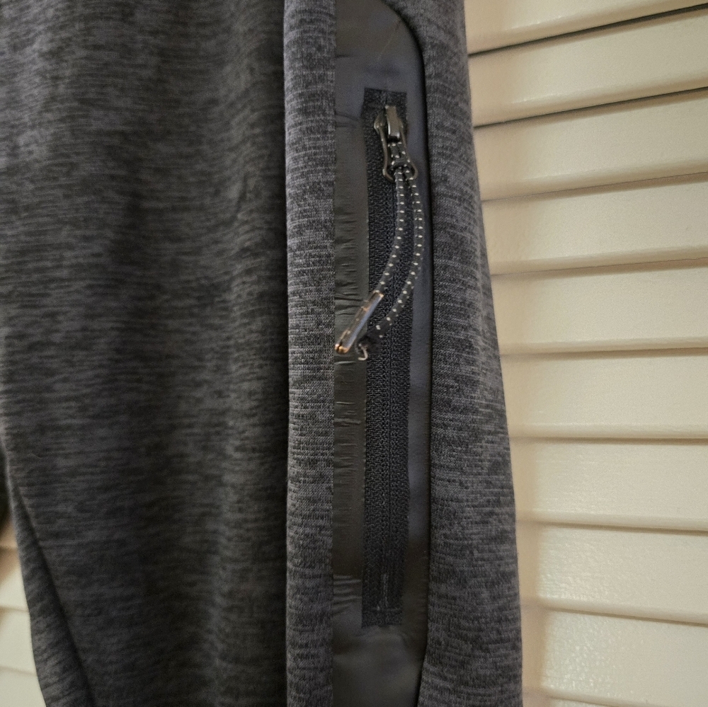 Reebok - Men's Charcoal Grey & White Sweatpants With Pockets - Picture 5 of 5